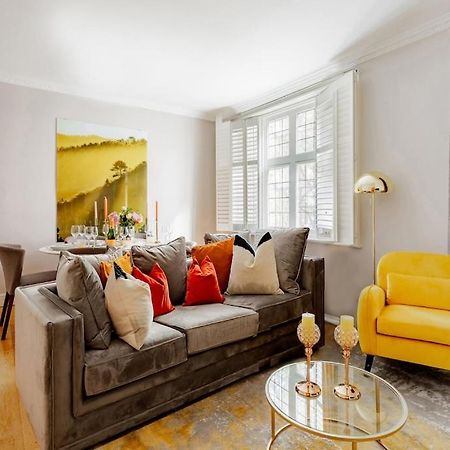 Revamped & Luxxe For Covent Garden Lovers! Adorable City Home For Families & Friends ロンドン エクステリア 写真