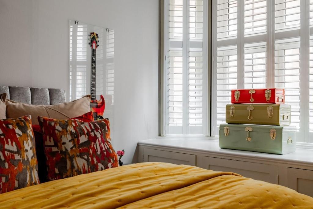 Revamped & Luxxe For Covent Garden Lovers! Adorable City Home For Families & Friends ロンドン エクステリア 写真